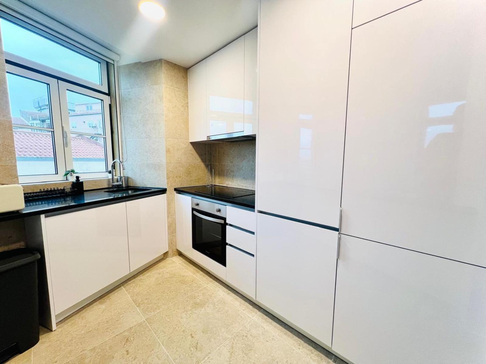 Apartment Pink House Beautiful 2 Bedroom Flat In Center Lissabon