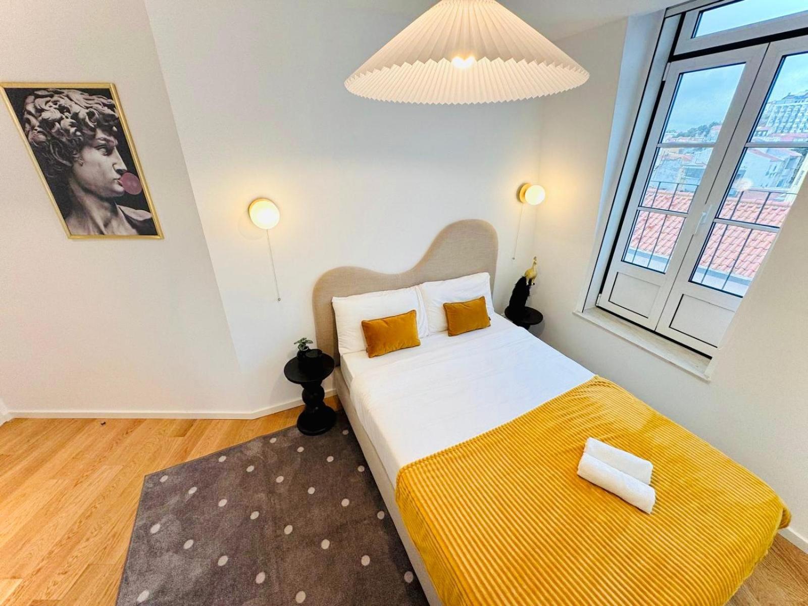 Pink House Beautiful 2 Bedroom Flat In Center Apartment Lissabon