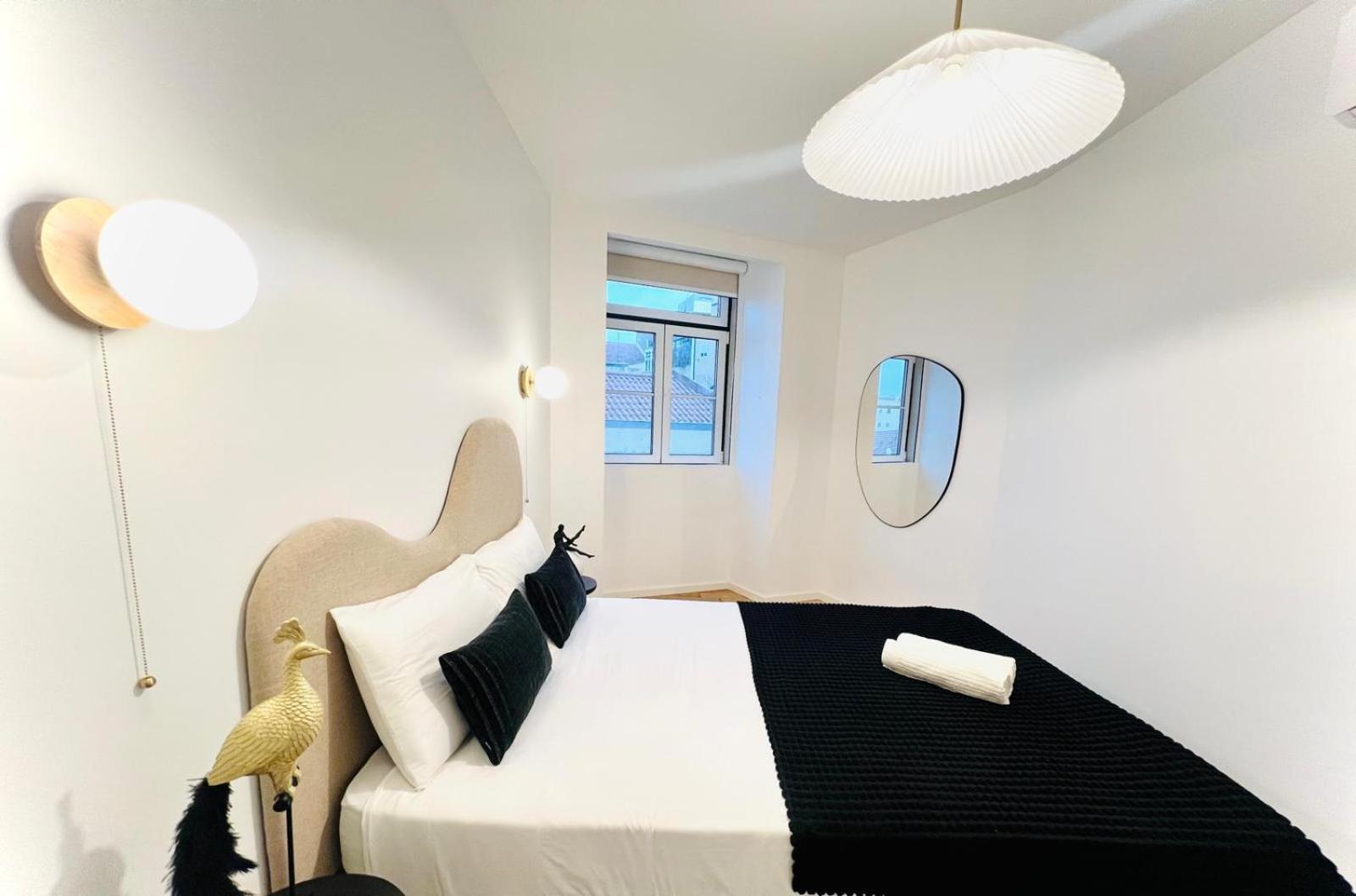 Apartment Pink House Beautiful 2 Bedroom Flat In Center Lissabon