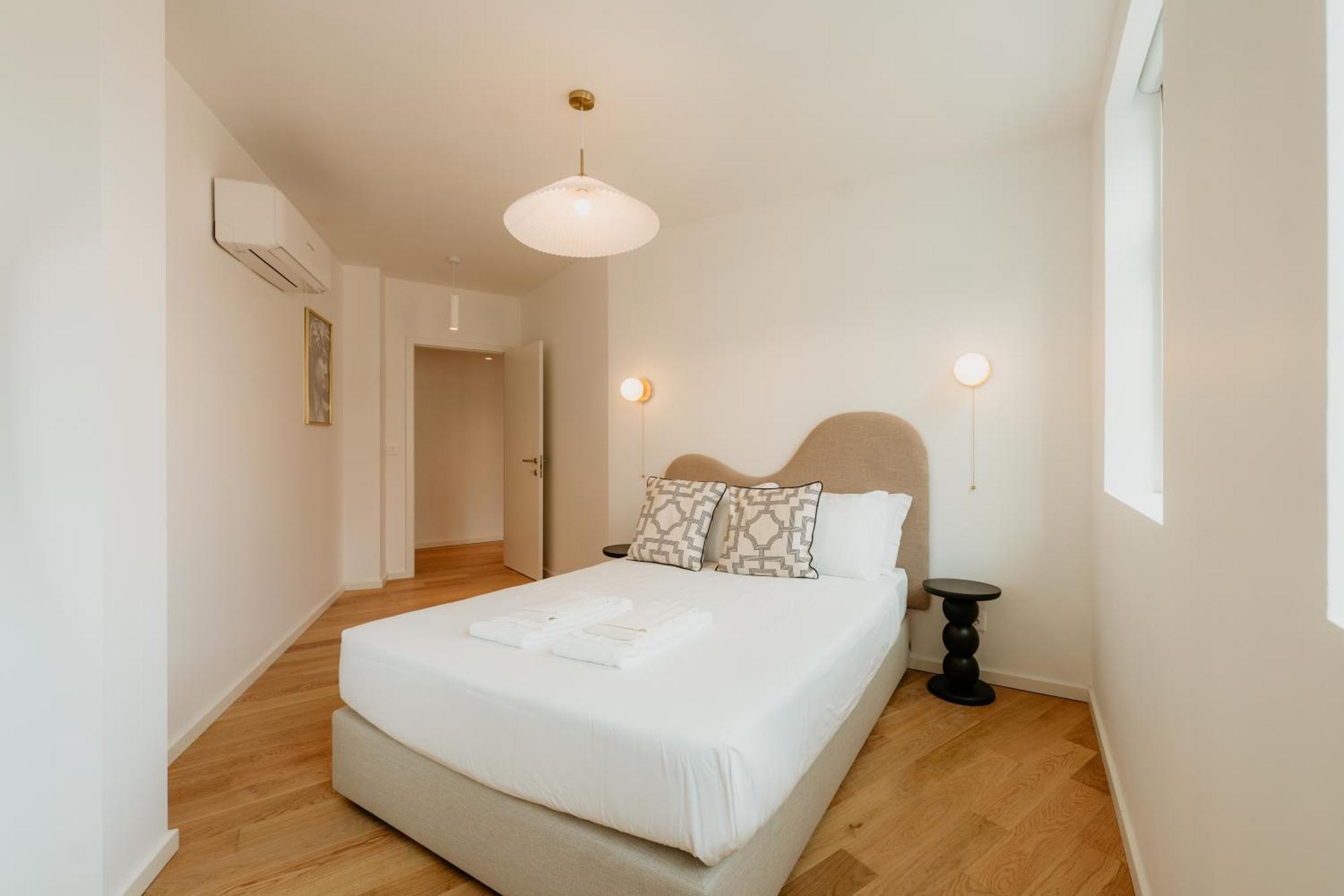 Pink House Beautiful 2 Bedroom Flat In Center * Lissabon