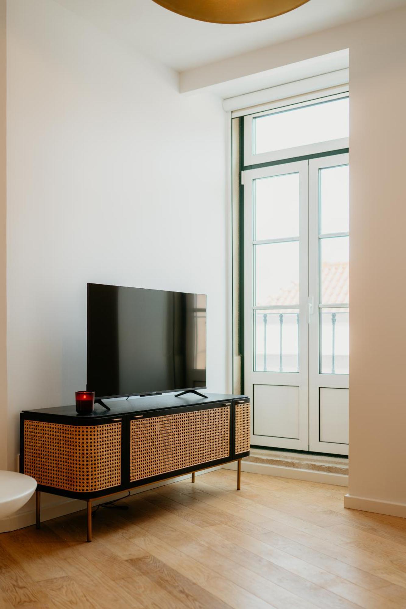 Pink House Beautiful 2 Bedroom Flat In Center Apartment Lissabon