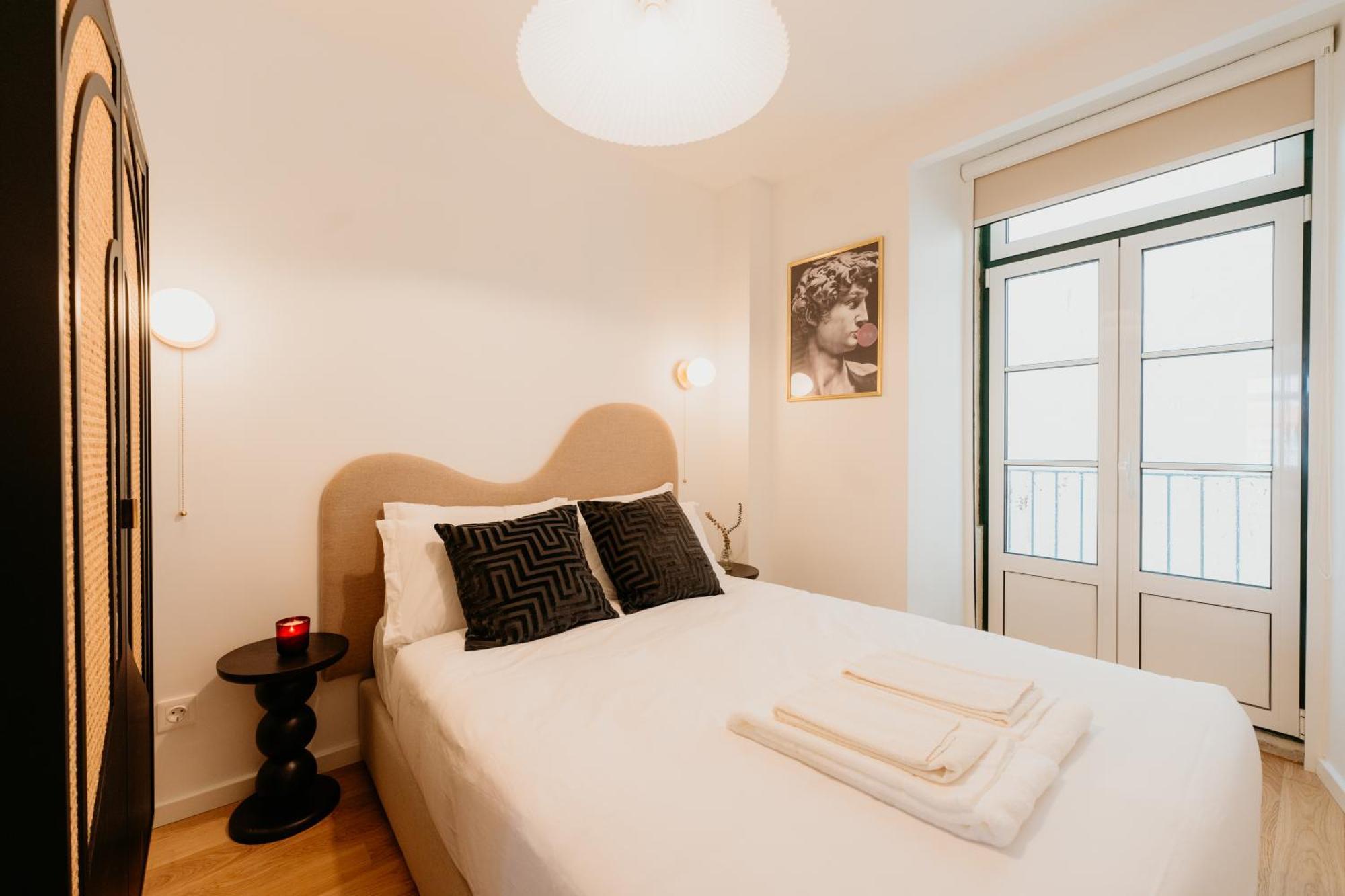 Pink House Beautiful 2 Bedroom Flat In Center * Lissabon